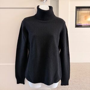 THEORY Classic & Chic Black Wool & Cashmere Turtleneck Sweater Sz L $445